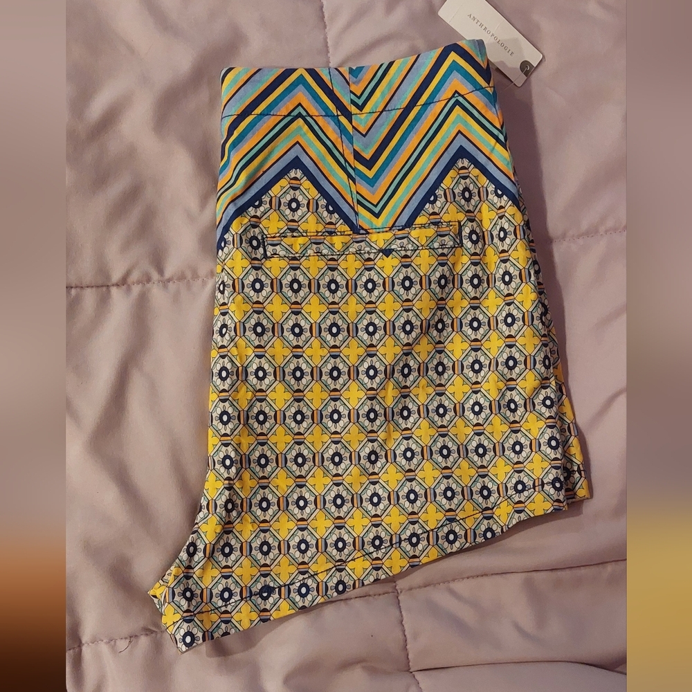 Anthropologie Colorful Geo Printed High Rise Relaxed Shorts - Picture 5 of 8
